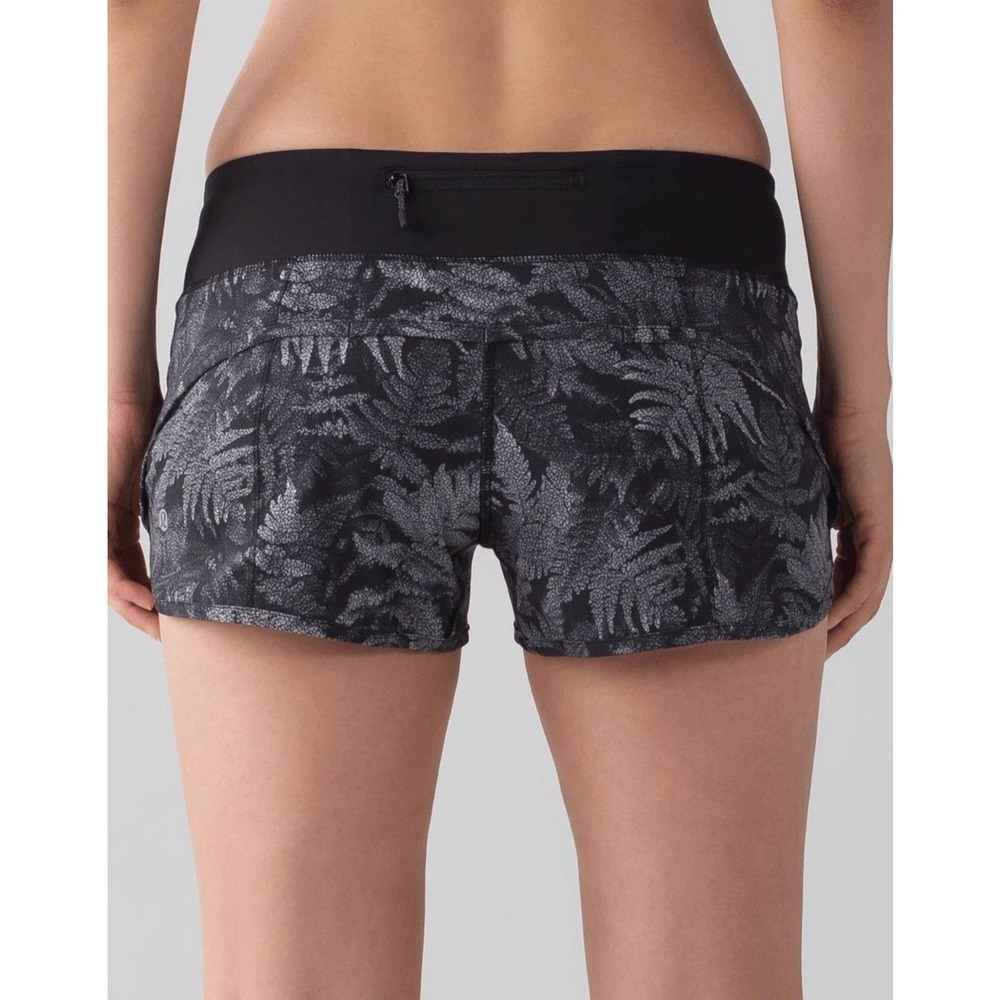 Lululemon Run Times Short 4-wayStretch Kindred Spirit‎ Black Multi Size 6